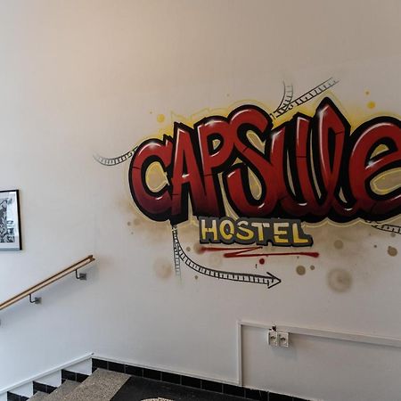Capsule Hostel Andel Centre Spirit Praha Bagian luar foto